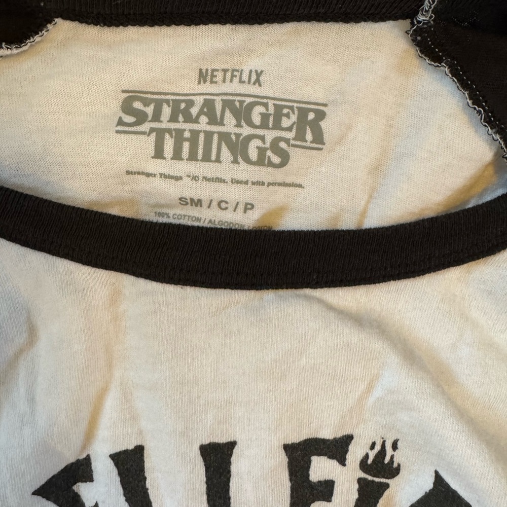 Stranger Things Graphic Raglan Tee - Picture 6 of 6